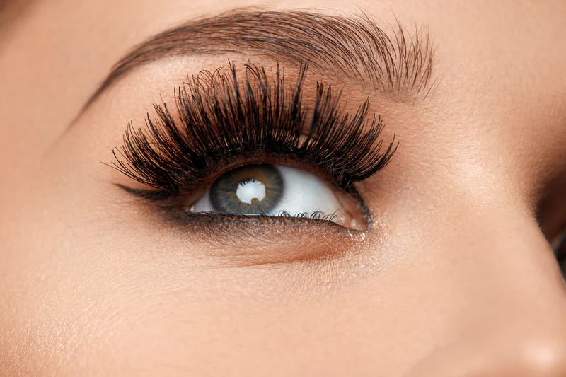 Eye Lash Extensions